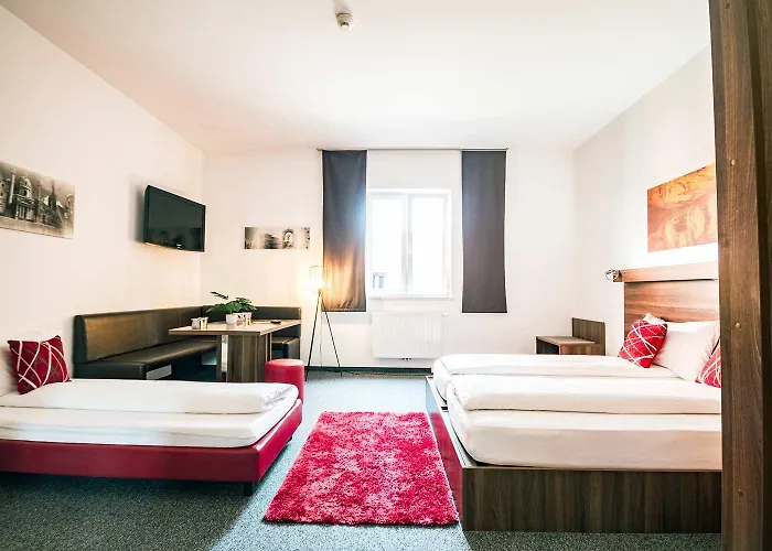 Fabrik 2* Vösendorf